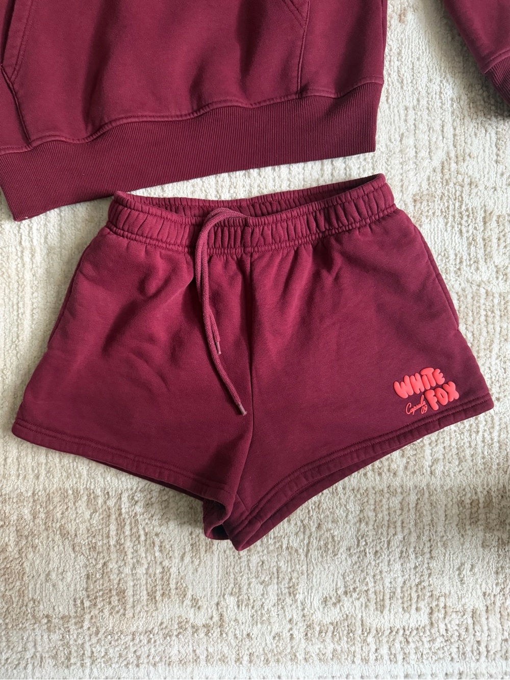 Women's white fox set with sweat shorts - Picture 3 of 3